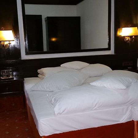 Hotel Conacul Balta Albă Exteriér fotografie