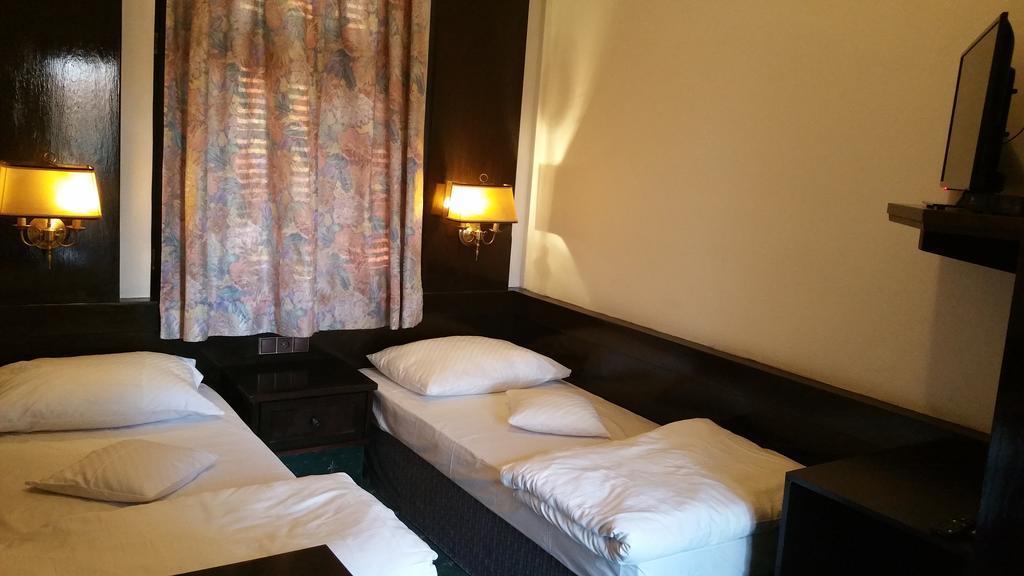 Hotel Conacul Balta Albă Exteriér fotografie